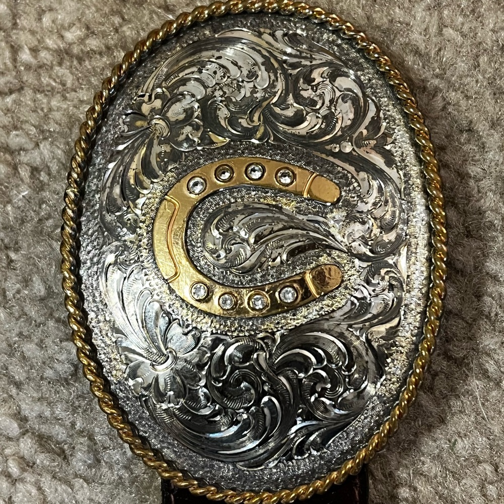 Montana Silversmith Horseshoe Belt Buckle